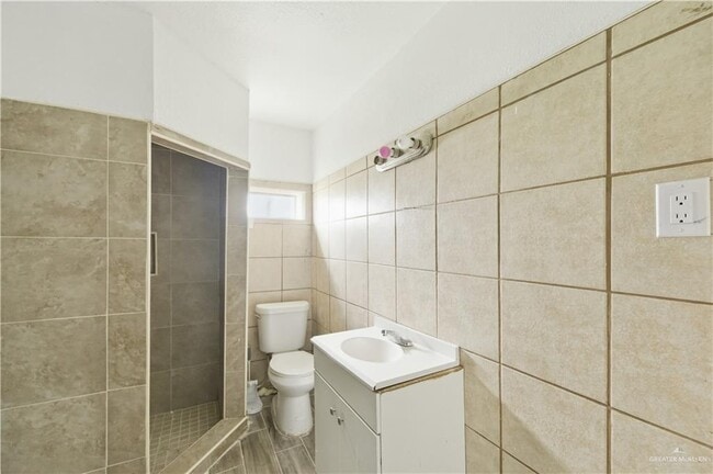 Building Photo - 14 Rusty Dr