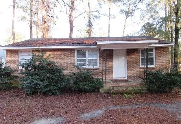 Building Photo - 1102 Sherwood Dr