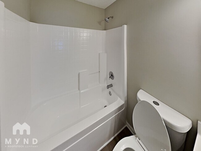 Building Photo - 11550 Stewarts Crossing Dr