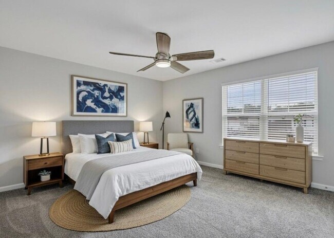 Building Photo - 1 Sunny Ct