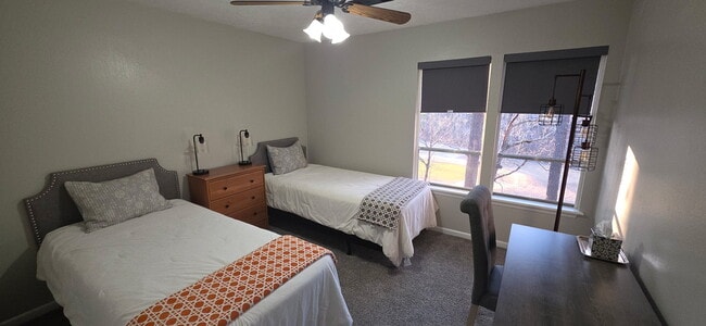 Building Photo - 150 La Vista Ln