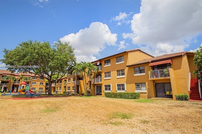 Building Photo - 15550 SW 80th St