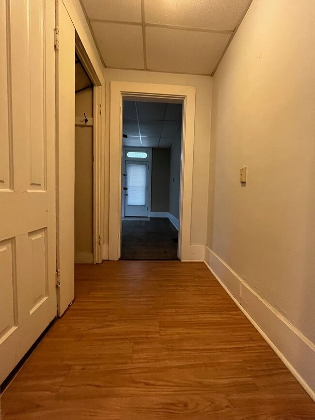 Building Photo - tb412