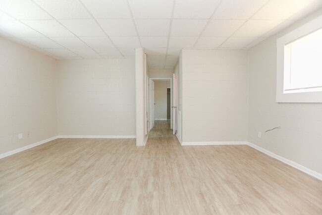 Building Photo - 2224 Marshall Ave