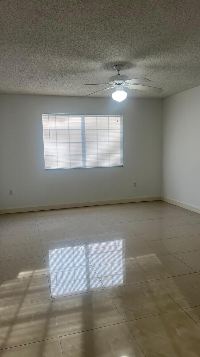 Building Photo - 5021 Wiles Rd