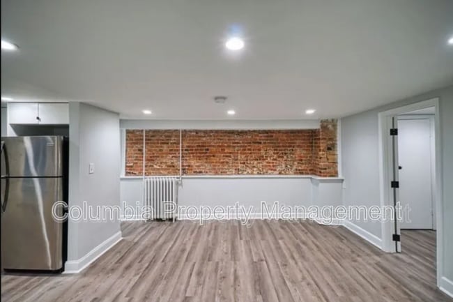 Building Photo - 1203 Clifton St NW