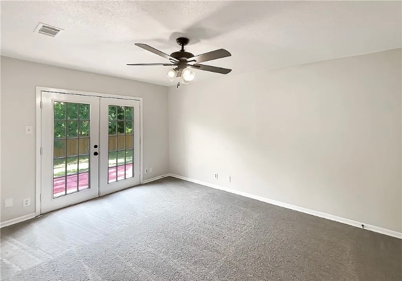 Building Photo - 3206 Magnolia Blvd