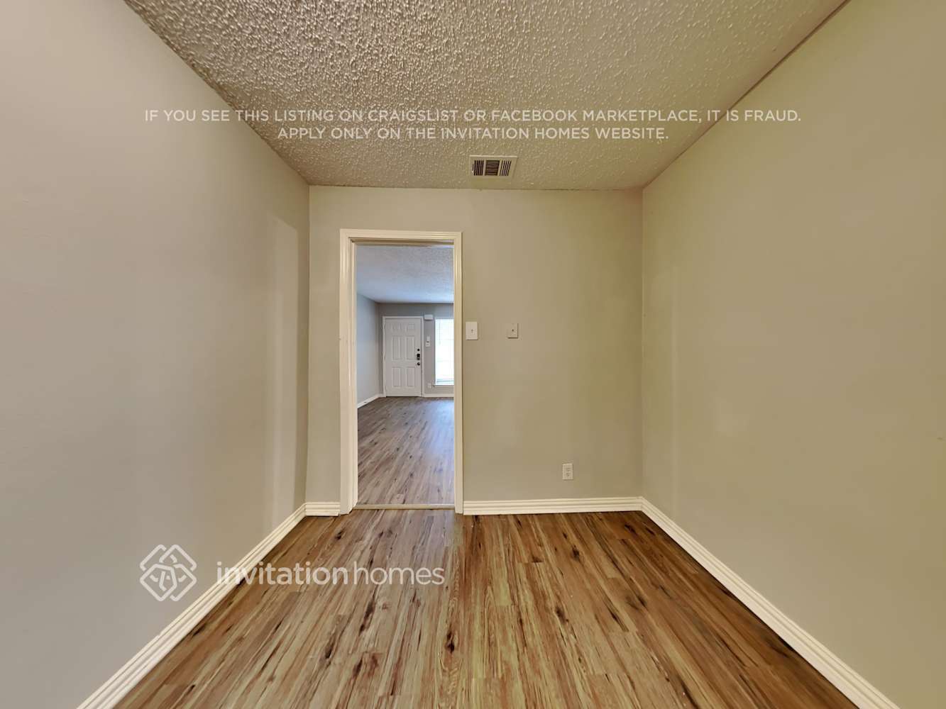 Building Photo - 2417 Moreland Dr