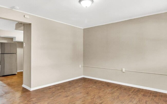 Building Photo - Coming Soon! Charming 2 Bedroom, 1 Bath Ho...