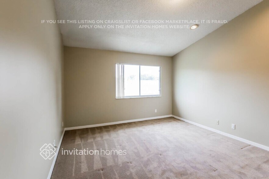 Building Photo - 9130 NW 44th Ct