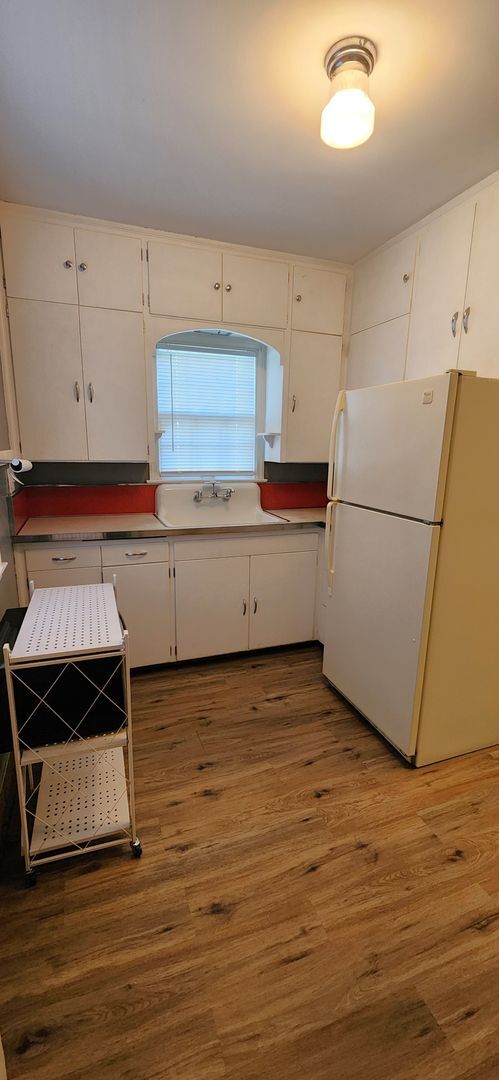 Building Photo - Big Discount! Beautiful, updated 4BR home with full unfin bsmt