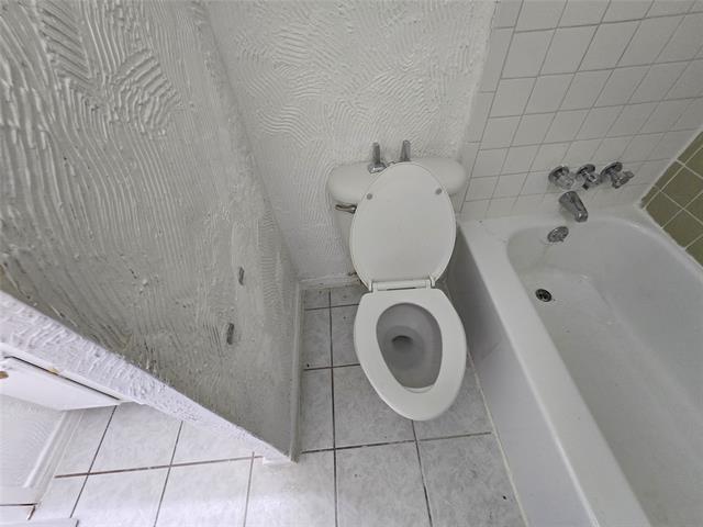 Building Photo - 8071 Meadow Rd