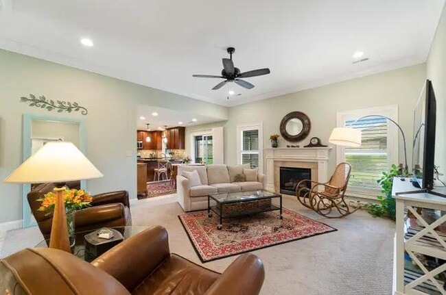 Building Photo - 1808 Trellis Ln