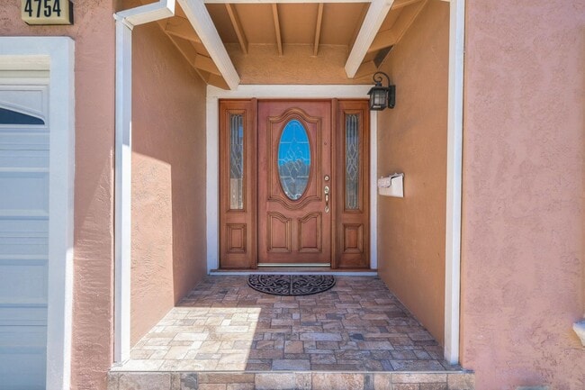 Building Photo - 4754 Bret Harte Ct