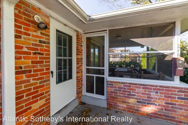 Building Photo - 2 br, 1 bath House - 216 64th Street  Unit#A