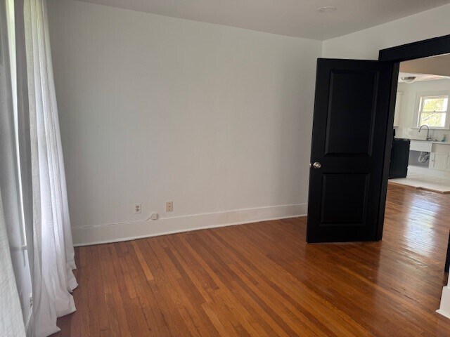 Building Photo - 1631 Bonnie Brae St