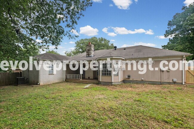 Building Photo - 5331 Pipers Gap Dr
