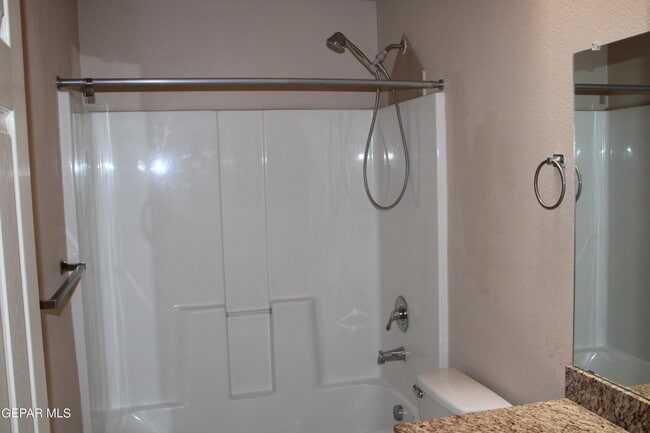 Building Photo - 14561 Jesus Almeida