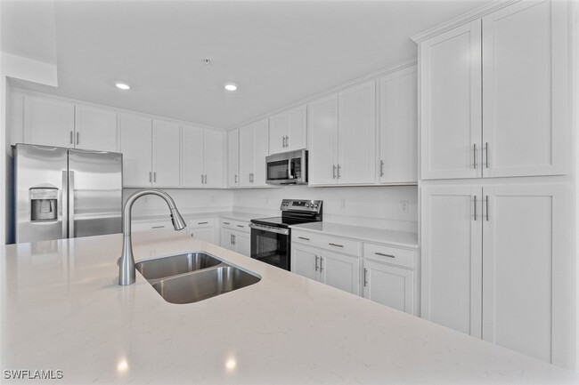 Building Photo - 5807 Double Eagle Cir