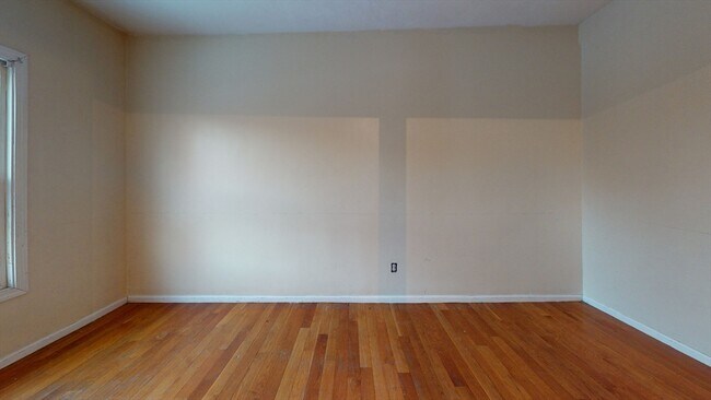 Building Photo - 15-17 Langdon St