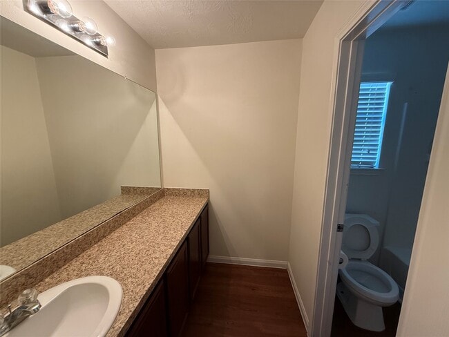 Building Photo - 22267 Doubletree Park Dr