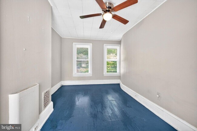 Building Photo - 40 S Governors Ave