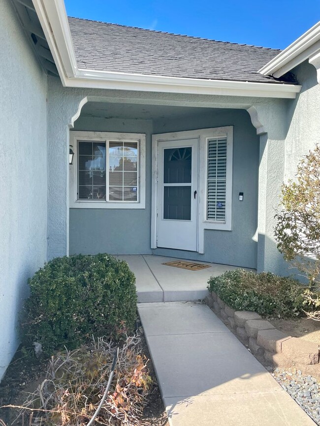 Building Photo - Fully Furnished Home in Spanish Springs