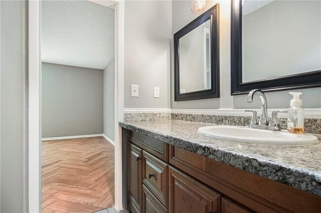 Building Photo - 3599 Woodbriar Cir