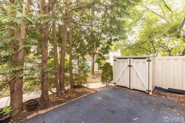 Building Photo - 1096 Schmidt Ln