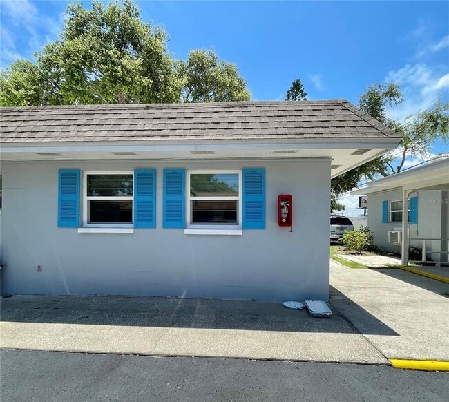 Primary Photo - 401 1st Ave NE