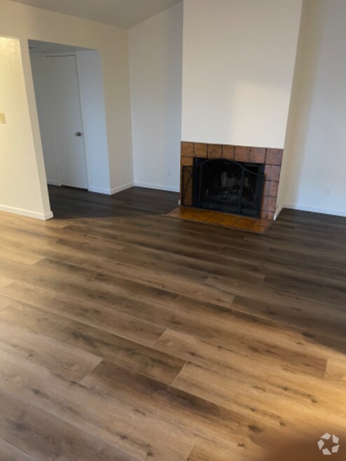 Building Photo - 2807 Plantation Pl