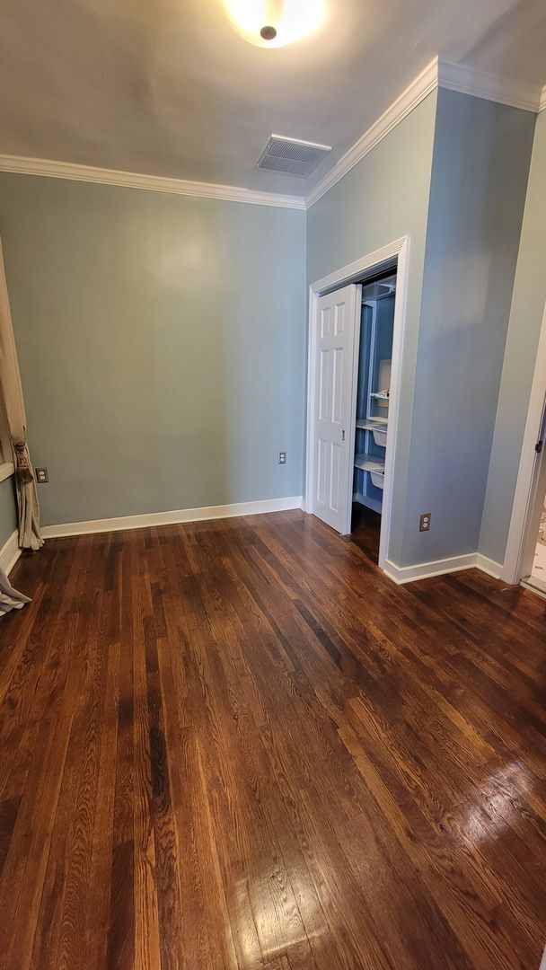 Building Photo - Charming Unit in the Heart of Downtown Frederick