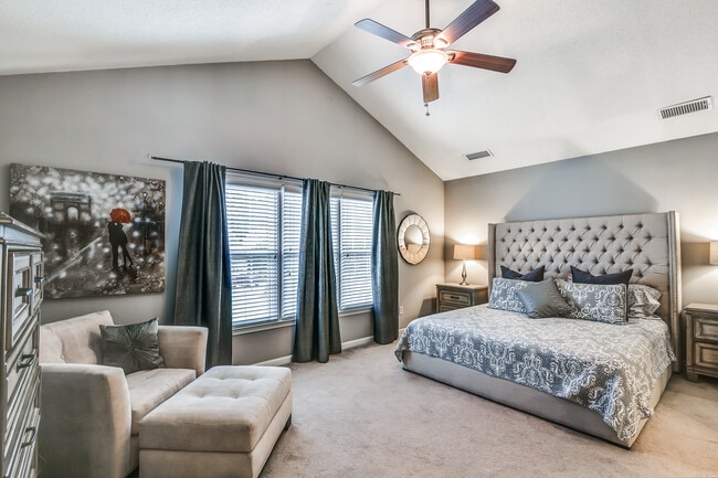 Building Photo - 6165 Pattingham Dr