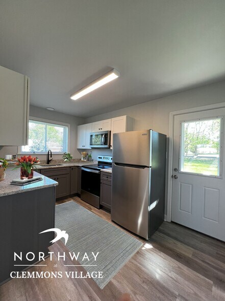 Building Photo - Clemmons Village Apartments
