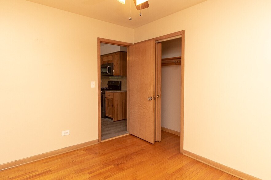 Building Photo - 6408 W Raven St
