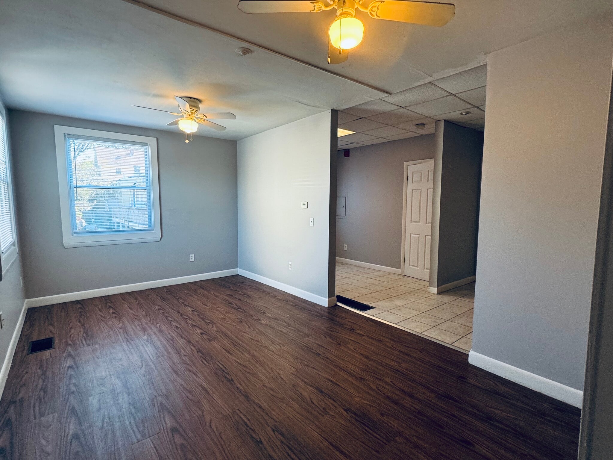 Building Photo - 420 Wellington Ave