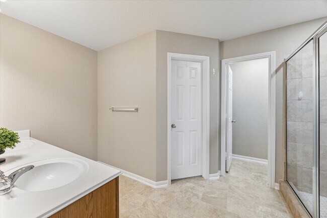 Building Photo - 9966 Chimney Swift Ln