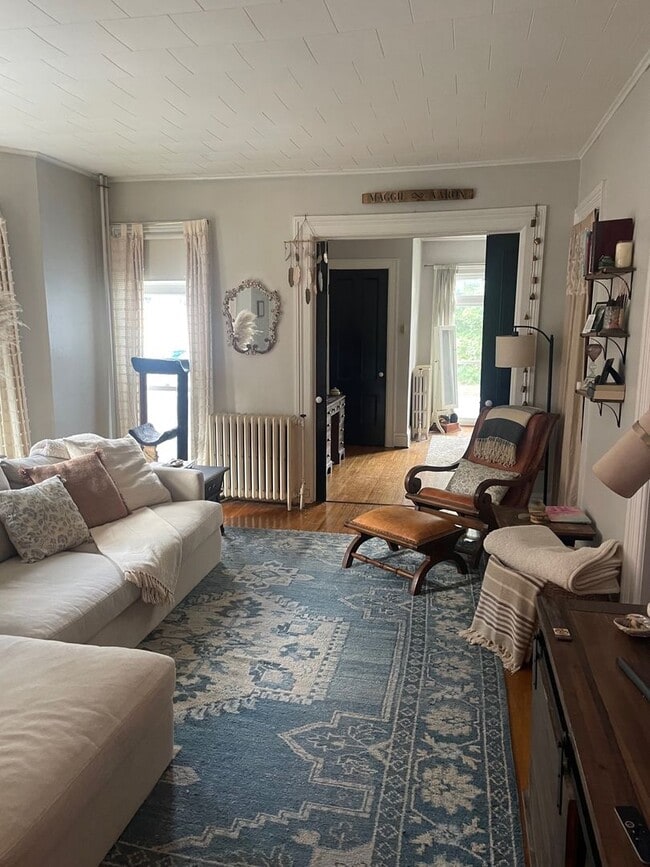 Building Photo - 44 Rowley St