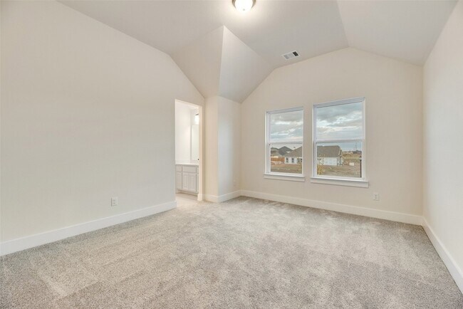 Building Photo - 9013 Wyndemere Ln