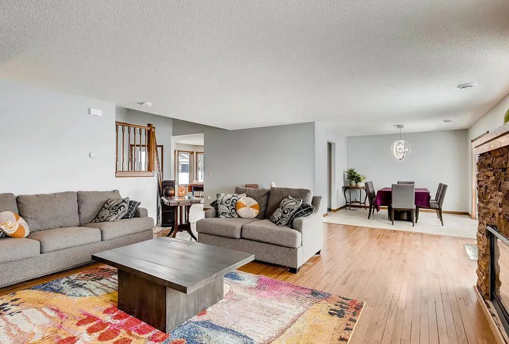 Building Photo - 19 Meadowlark Dr