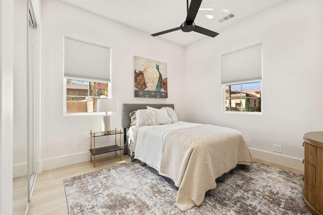 Building Photo - 57806 Cantata Dr