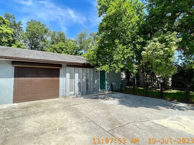 Building Photo - 1 Bed /1 Bath w/ Private Courtyard