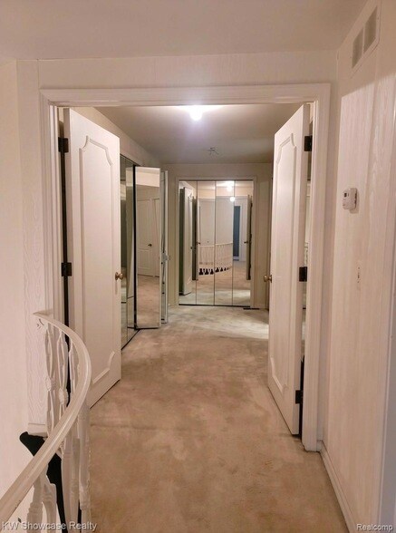 Building Photo - 5064 Far Ravine Ct