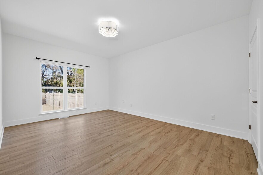 Master - 104 Ivey Mountain Cv