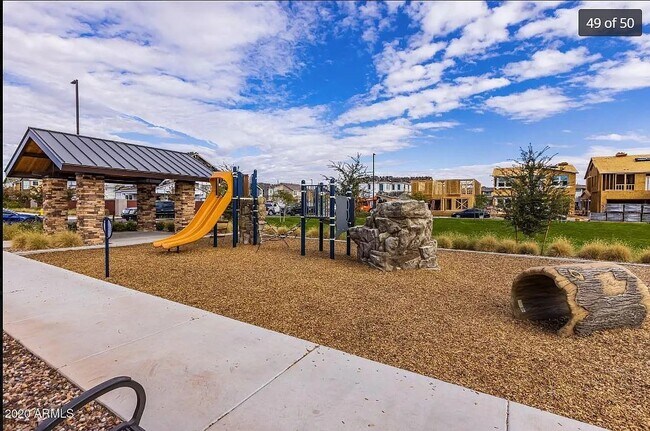 Building Photo - 1154 S Tumbleweed Ln