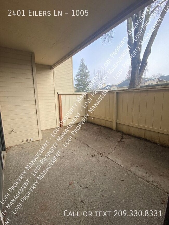 Building Photo - 2401 Eilers Ln