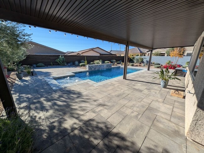 Building Photo - 4535 Herbert River Ave