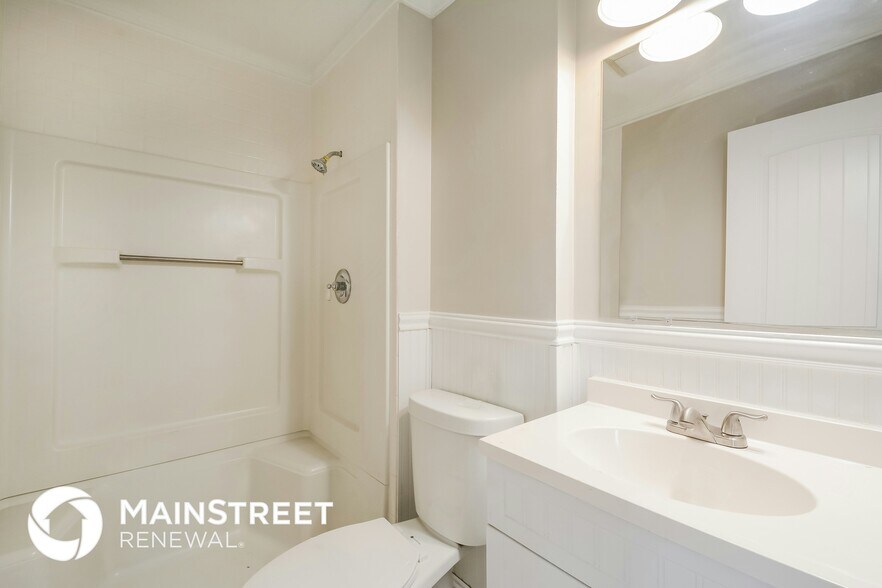 Building Photo - 3 Greenfield Ct