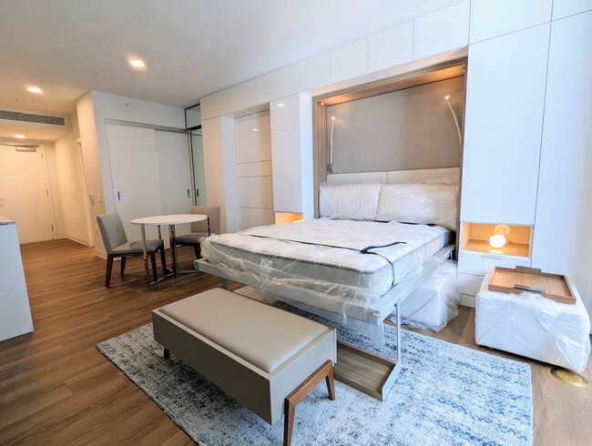 Building Photo - Fully Furnished Ocean View luxurious Studio with 1-Parking and storage at 'A'ali'i