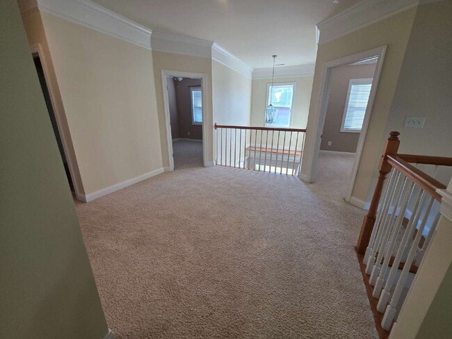 Building Photo - Spacious 4-Bedroom Home for Rent in Kings ...